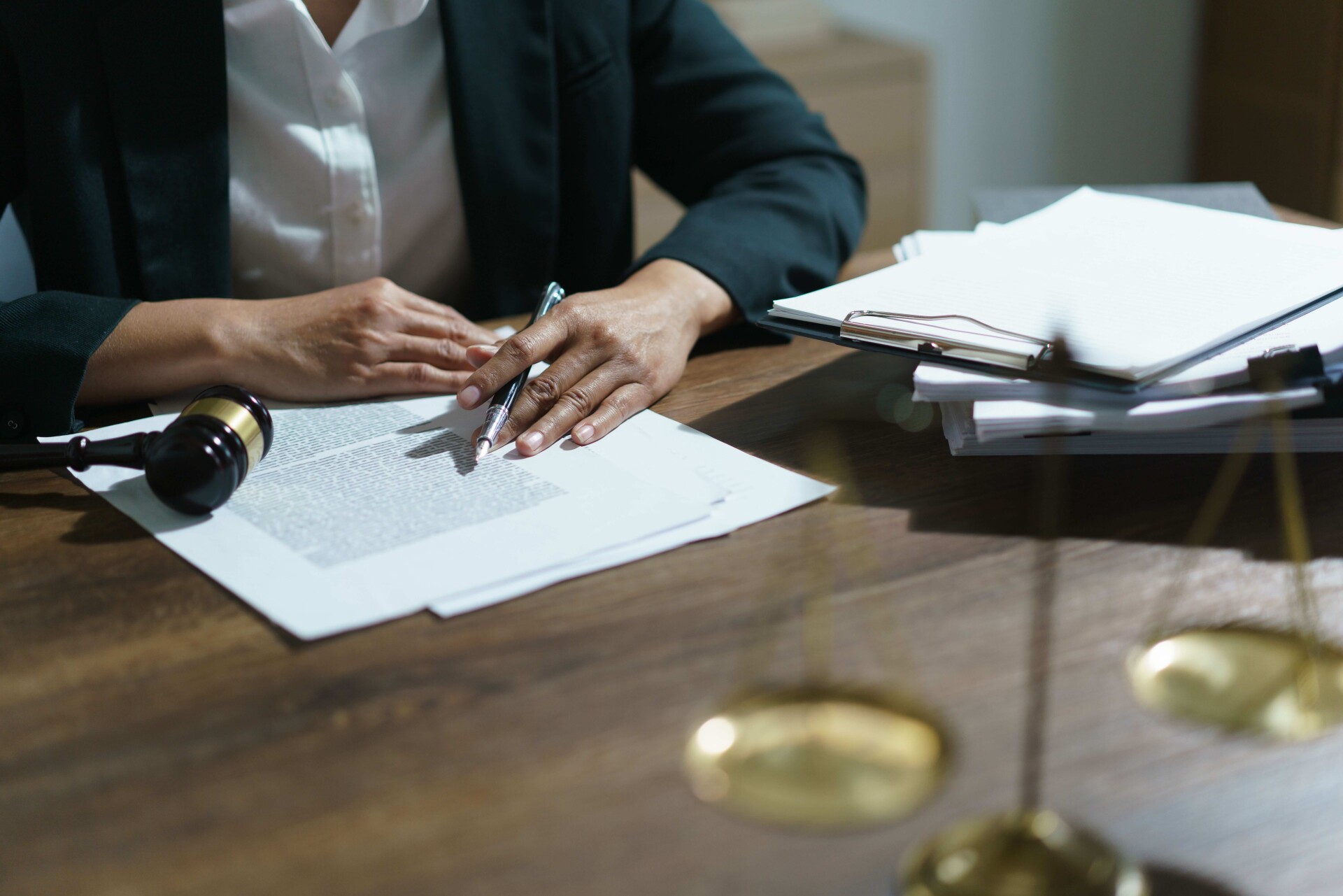 Legal lawyer woman small